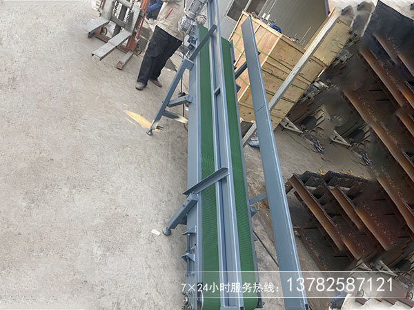 輸送皮帶機的種類有什么？